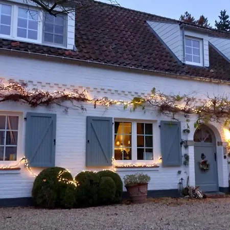 Bed and Breakfast D'hotes - Au Clos D'amande 4*