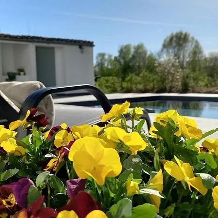 D'hotes - Au Clos D'amande Отель типа 