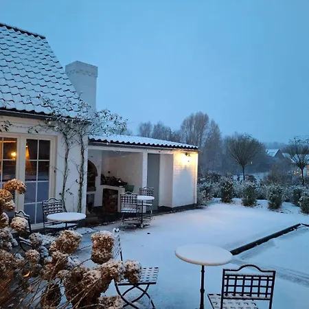 Bed & Breakfast D'hotes - Au Clos D'amande Lasne