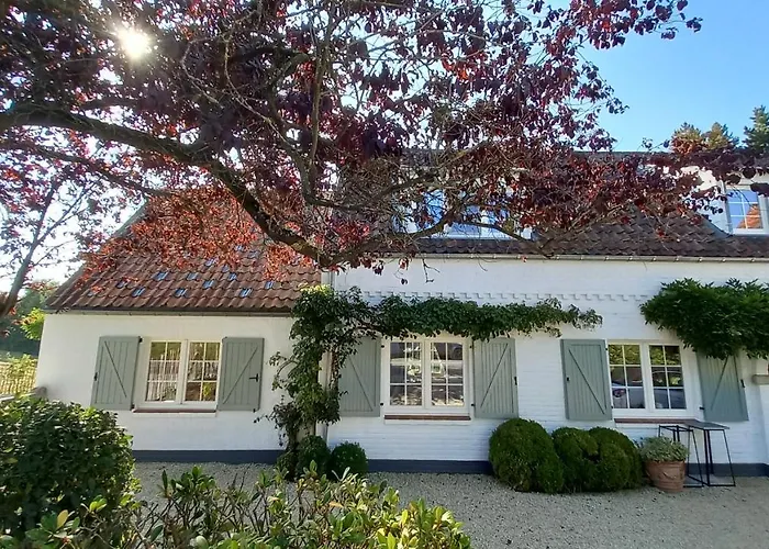 D'hôtes - Au Clos D'amande 4*
