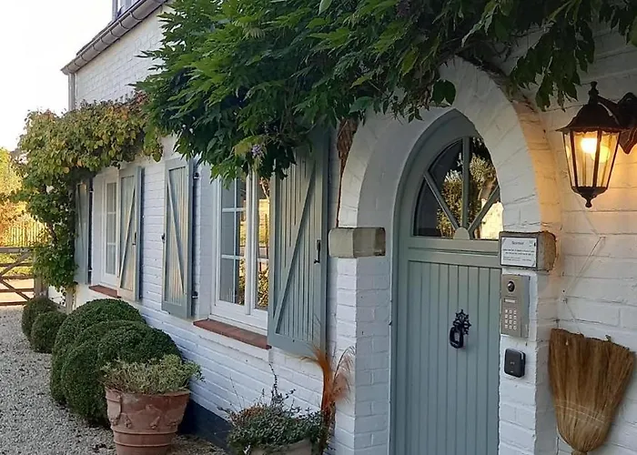 D'hôtes - Au Clos D'amande Couette-café Lasne