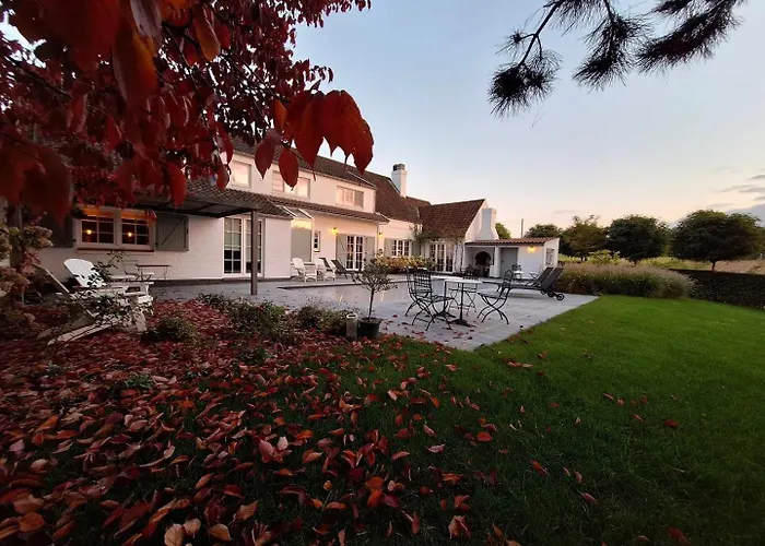 D'hôtes - Au Clos D'amande 4*